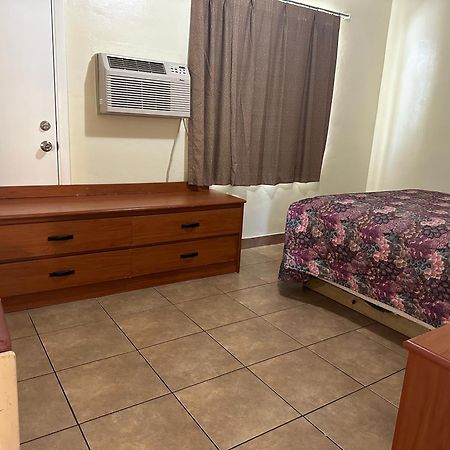 Kentucky Motel Bradenton Bagian luar foto