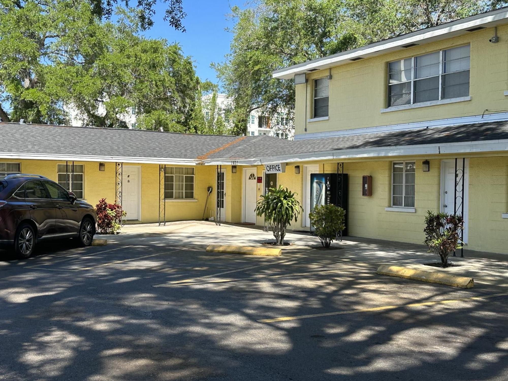 Kentucky Motel Bradenton Bagian luar foto